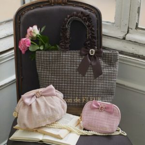 日本 Maison de FLEUR 高級感 織紋 手袋 ツイードフリルハンドルトートバッグ